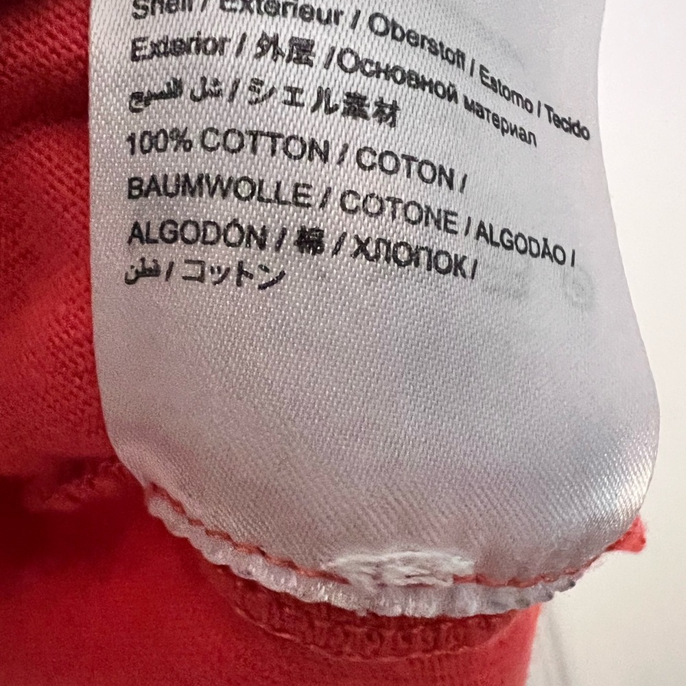 Red Top With Toucan And Leaf Design - image 5